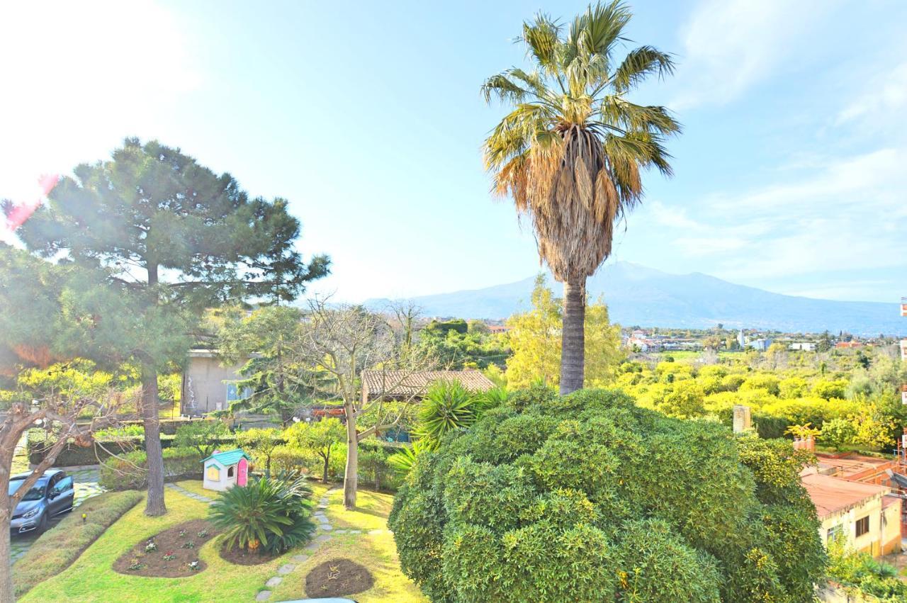 Villa La Timpa: Majestic Etna and Sea View with Private Jacuzzi Acireale Exterior photo